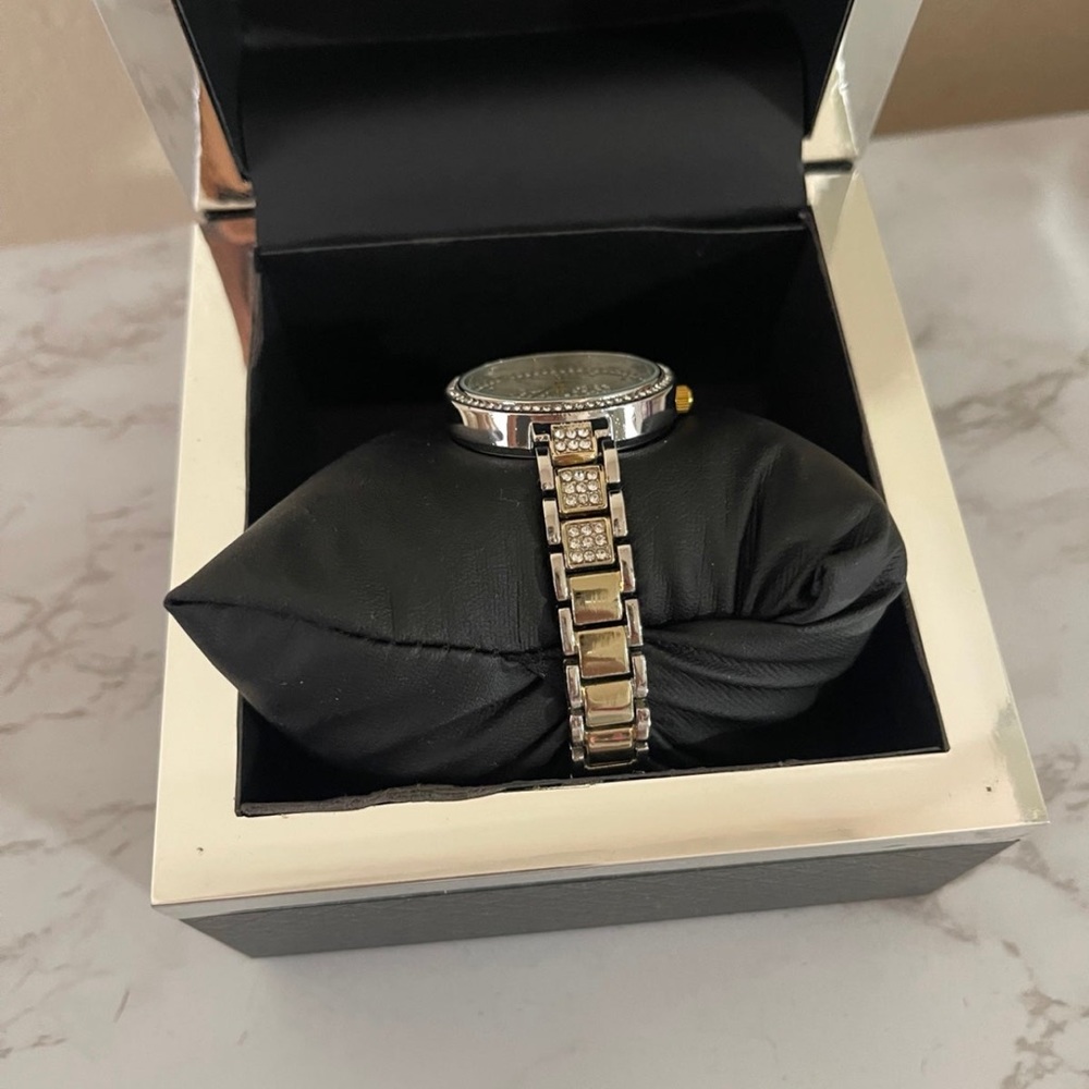 Bebe Watch - Picture 2 of 3